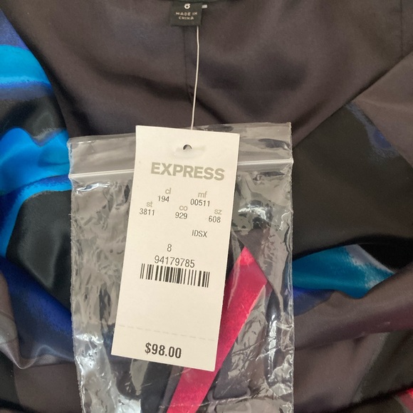 Express dress, size 8. Never worn! - Picture 5 of 6